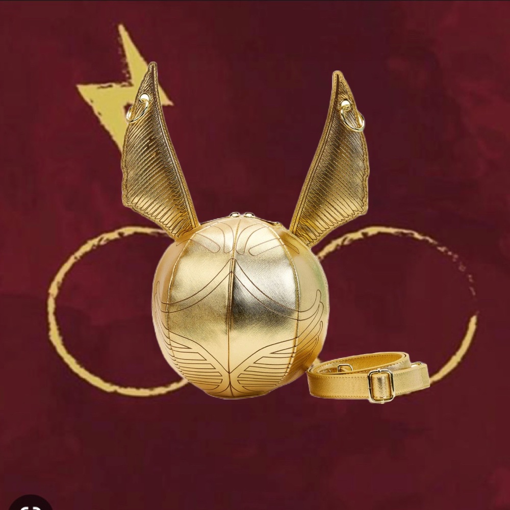 Loungefly Harry Potter Hogwarts Quidditch‎ Golden Snitch Crossbody